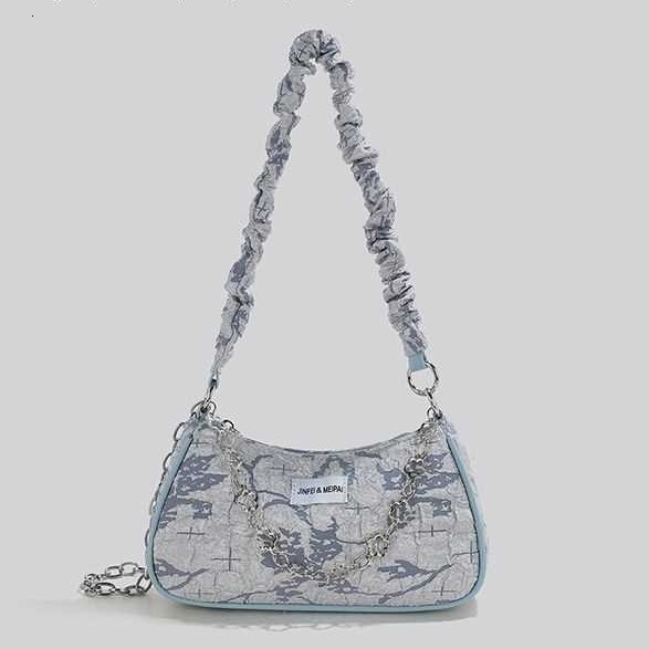 Original niche design armpit bag women's bag spring/summer new crossbody bag designer women's large capacity shoulder bag