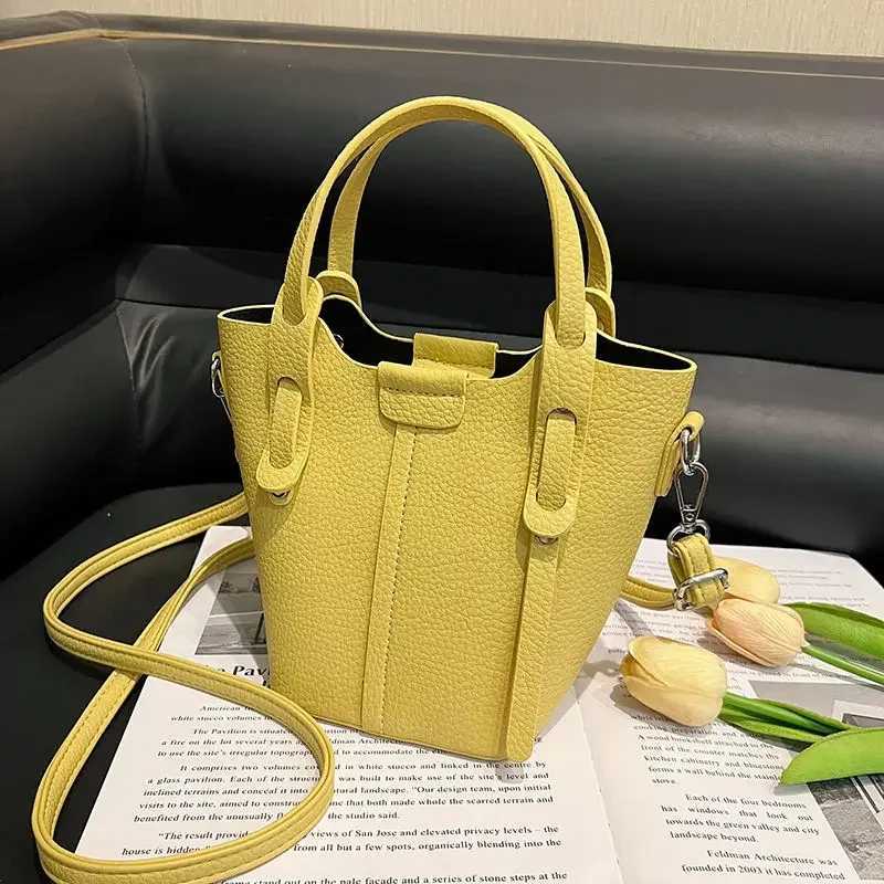 Soft Leather Bucket Small Bag for Women 2025 New Senior Ins Fashion Single Shoulder Crossbody Bag Casual All-Match Handbag XJ250604