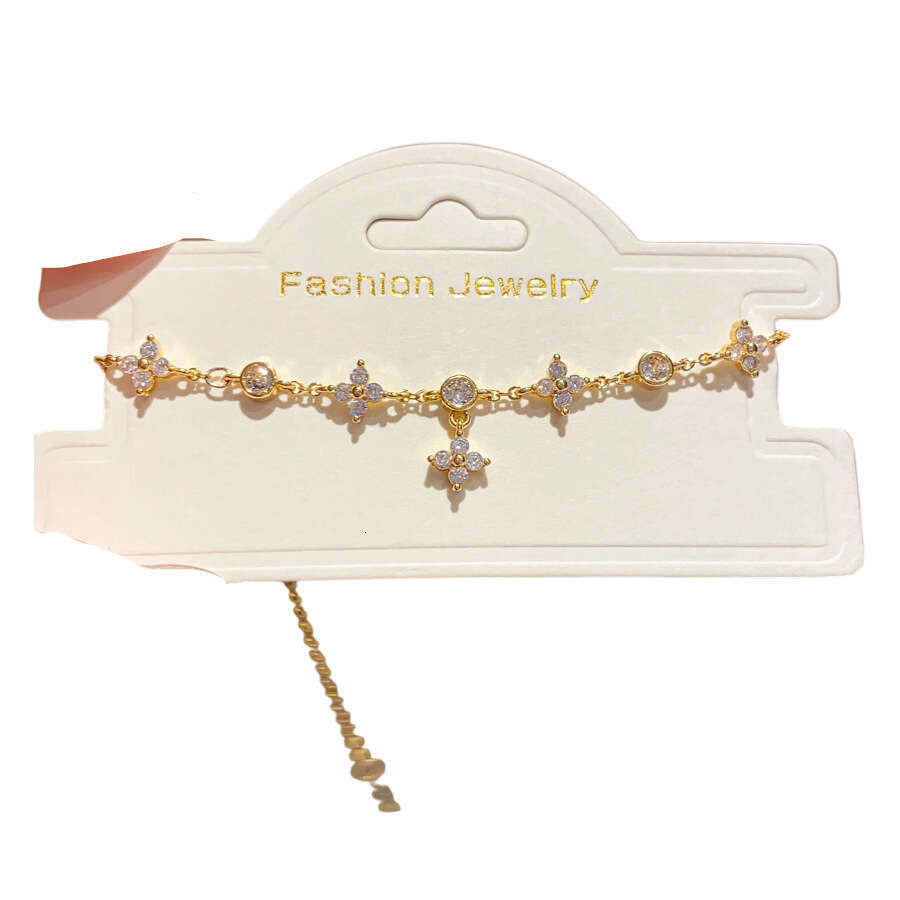 Super Shiny Zircon Rhombus Three-Petal Flower Bracelet Fashion Niche Simple Versatile Wristband Light High-End Sense Jewelry