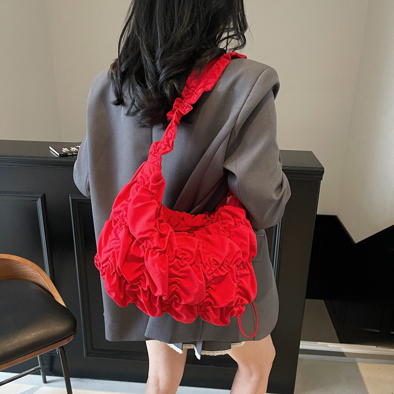 designer Trendy Solid Color Fashion Large Capacity Pleated Shoulder Bag for Women 2025 New Stylish Versatile Simple Casual Crossbody Bag