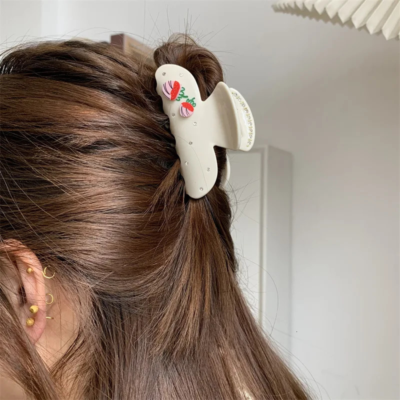 Fashion Fruit Cherry Crystal Hair Claw For Women Korean Elegant Acetate Claw Clip Hair Catches Hair Accessories 250528