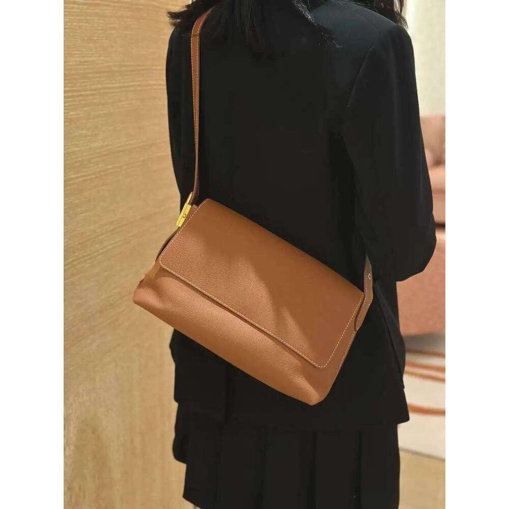 2025 New Vintage Lock Messenger Genuine Leather Flap Crossbody Bag With Detachable Zipper Pouch