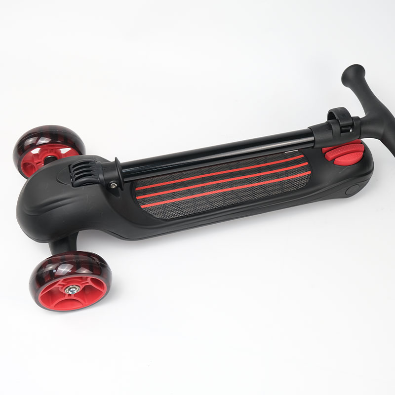 Xin Aolin children's scooter 1-3-6-12 years old baby foldable liftable scooter can be customised with the label XAL-090G