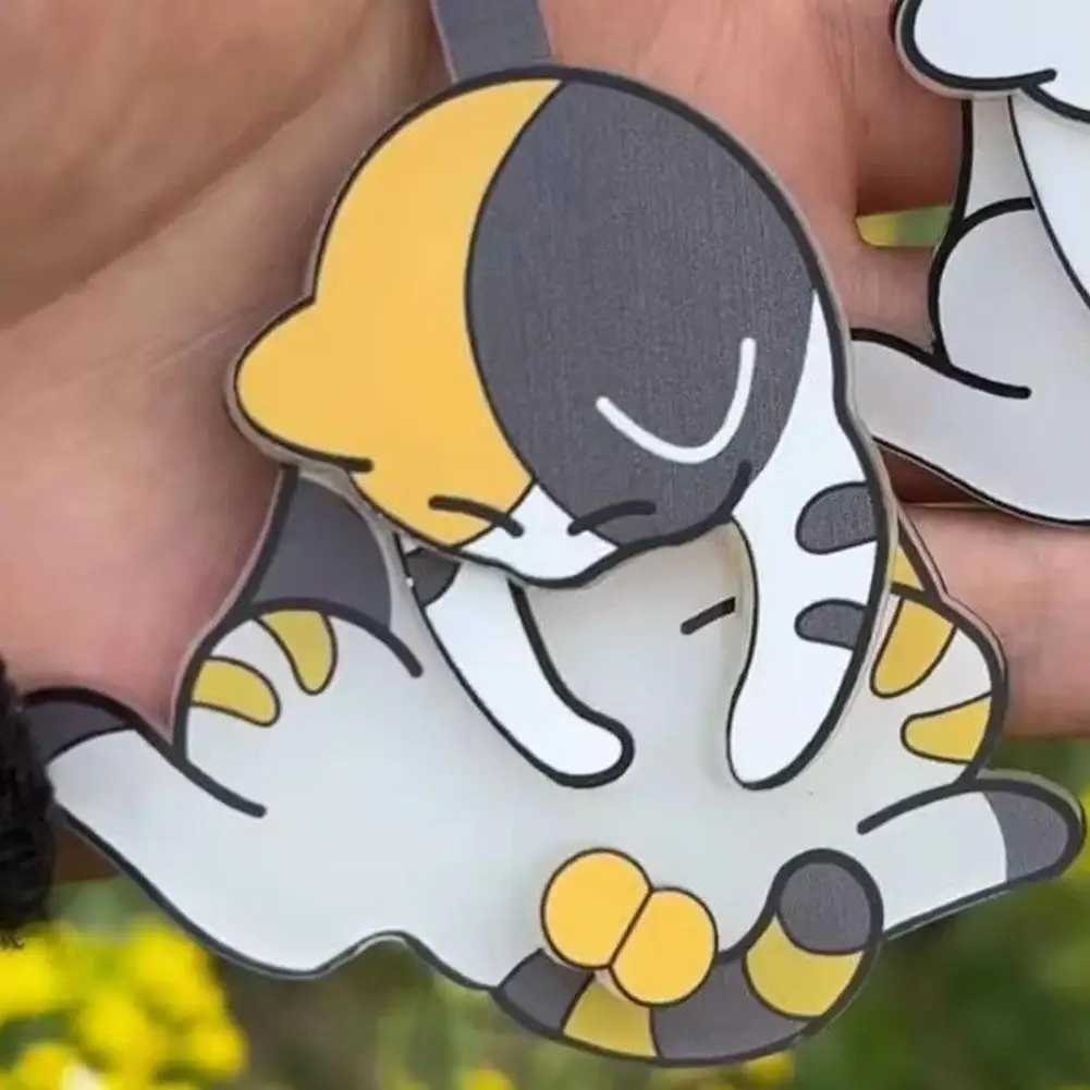 Paly Balls Cat Keychains Cute Funny Acrylic Bag Key Pendant M250604