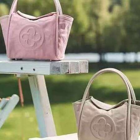 Women's Bags Designer Women's Bags Designer Cassile Angel Vegetable Tanned Leather Wrinkled Single Shoulder Crossbody Pink Handheld Basket B