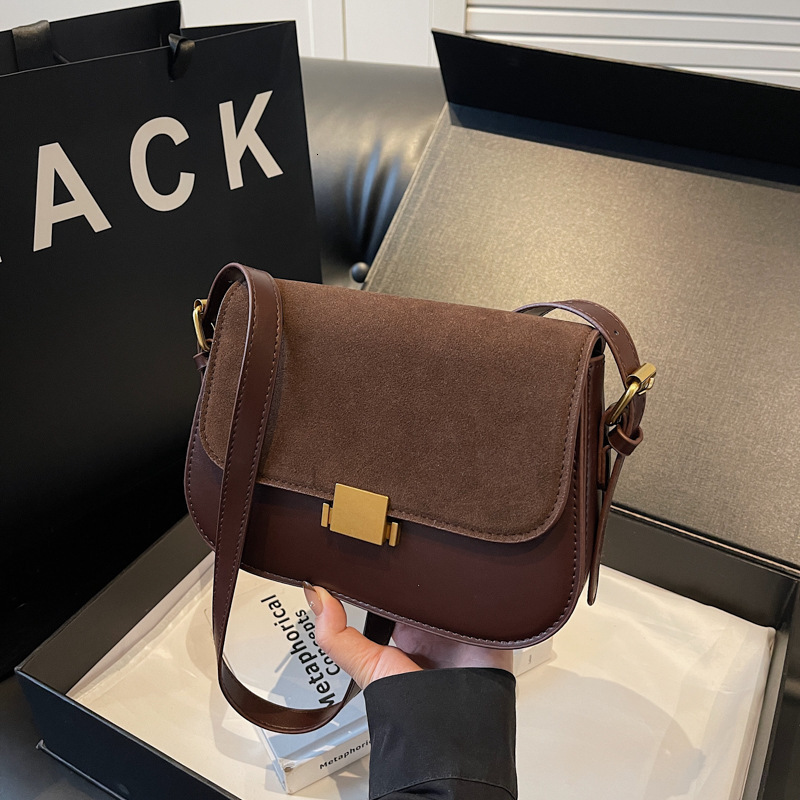 Free Shipping Designer Bag Cross Small Square This Years Popular Fashion New Single Shoulder Bag Womens 2025 Armpit Bag Texture