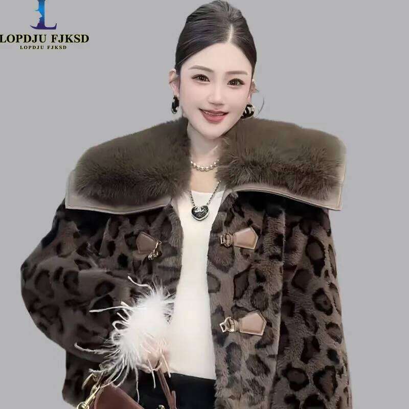 Faux Fur Coats for Women,Single Breasted Jacket,Thicken Warm Female Clothes,Spliced,,Turn-down Collar,New,Winter,2025
