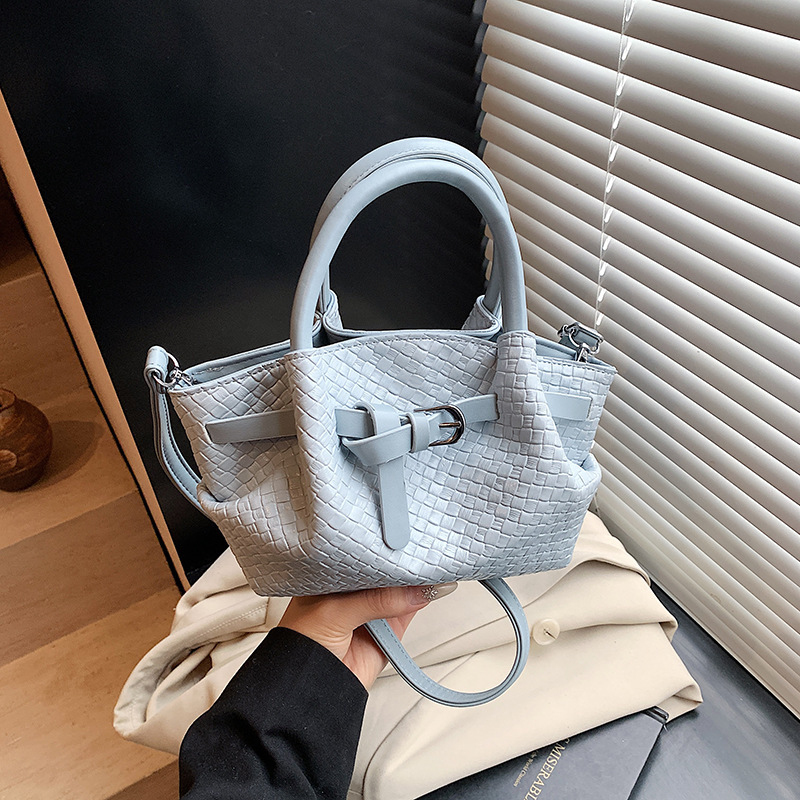 designer Korean Niche Handwoven Bag for Women 2025 New Trend Spring Fashion Basket Bag Versatile Crossbody Bag