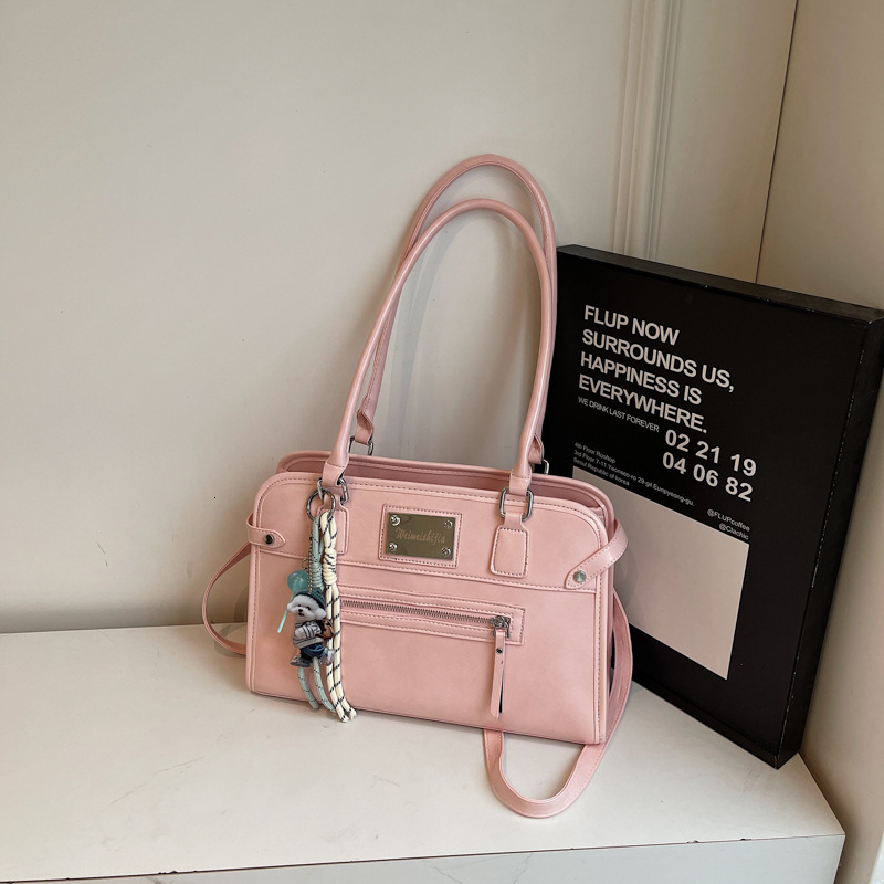 designer Vintage Trend Large Capacity Underarm Bag for Women 2025 New High-end Shoulder Bag Simple Stylish Commuter Crossbody Bag