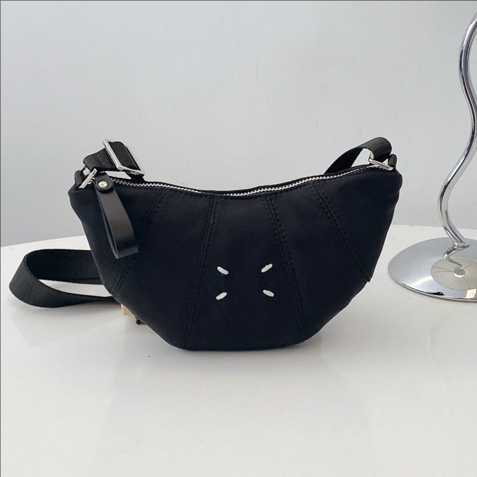 designer Canvas Lazy Style Croissant Bag for Women 2025 New Fashion High-Quality Niche Design Single Shoulder Crossbody Dumpling Bag