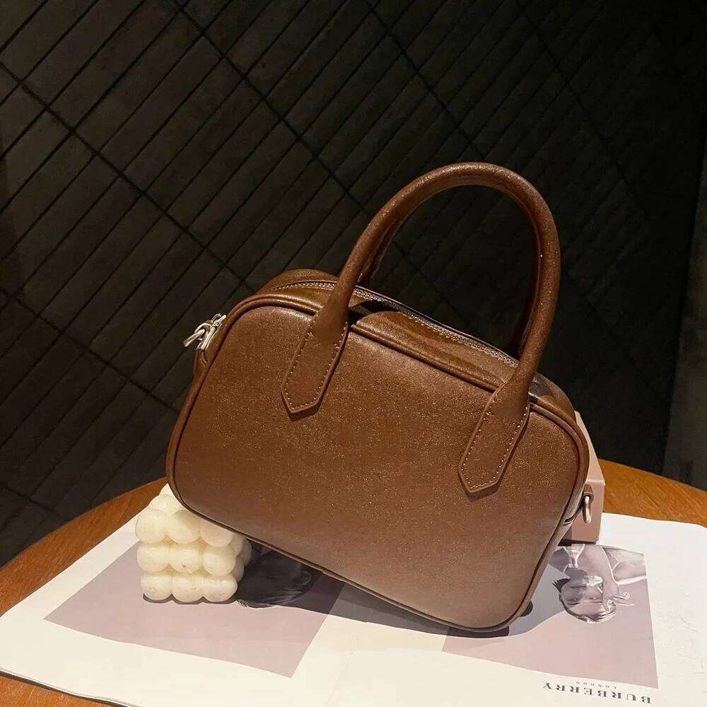 Women's Bags Designer Women's Wear Fashionable Women's Soft Cow Leather Boston Vintage Handbag Crossbody Single Shoulder Bag From China