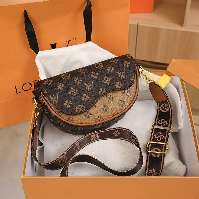 2025 Designer Bag Shoulder Bags Tote bag Luxury Bag Handbag Classic Letter Canvas Shoulder Bag Shopping Bag AAA