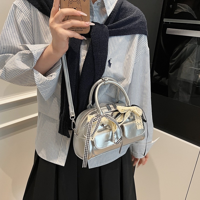 designer Commuting Underarm Women's Bag 2025 Spring New Trendy Fashion Shoulder Bag Large Capacity High-end Boston Pillow Bag