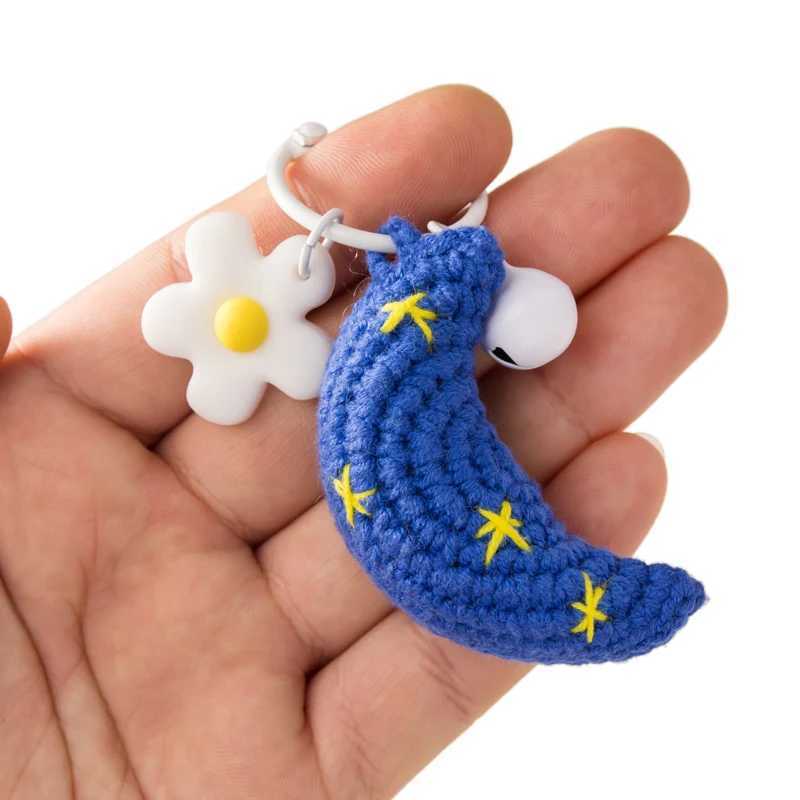 Cute Handmade DIY Weaving Stars Moon Keychain Charms Womens Car Keychain Sunflower Knitted Pendant Couple Gift Phone Charm M250604