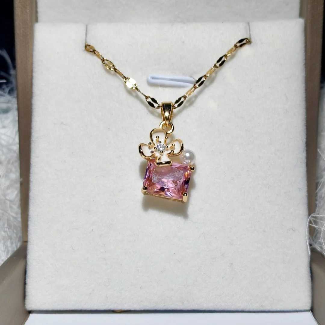 Luxurious Pink Butterfly Square Zircon Titanium Steel Necklace with Micro-Inlaid Pearl Pendant for Women XJ250604