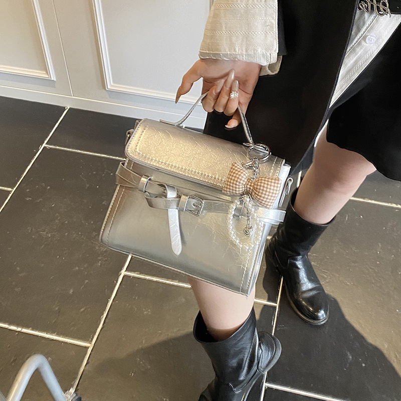 designer Handbag Women's 2025 New Trend Spring High-end Commuter Fashion Casual Small Square Bag Single Shoulder Crossbody Bag