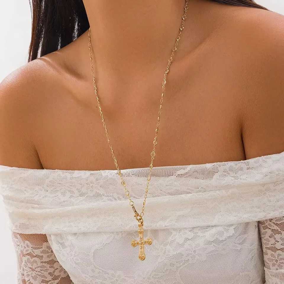 Y2K Fashion Boho Geometric Colored Crystal Chain Necklace For Women Female Vintage Gold Color Metal Cross Pendant Jewelry Gift XJ250604