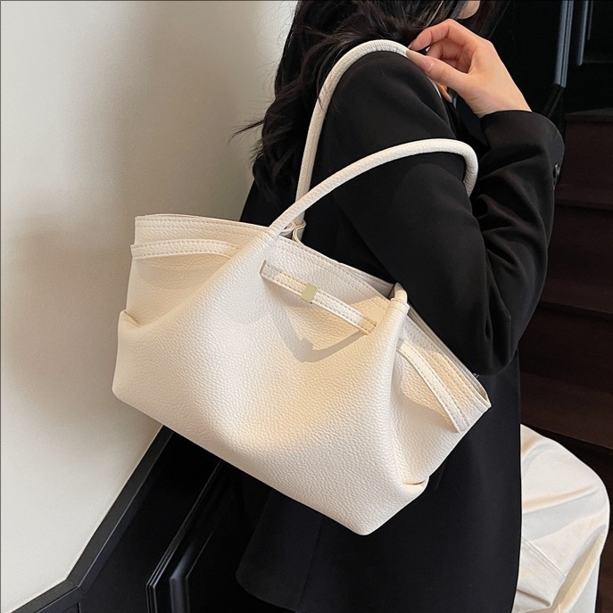 designer High-End Wrinkle Fashion Handbag Underarm Bag for Women 2025 New Fashion Large Capacity Tote Bag Commuter Shoulder Bag