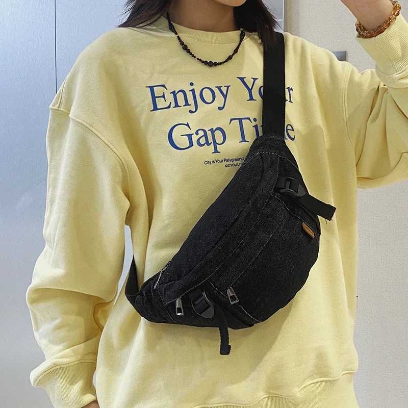 Casual Waist Bag Ladies Designer Denim Fanny Pack Fashion Travel Money Phone Chest Banana Bag Large Capacity Female Bum Belt Bag W250604