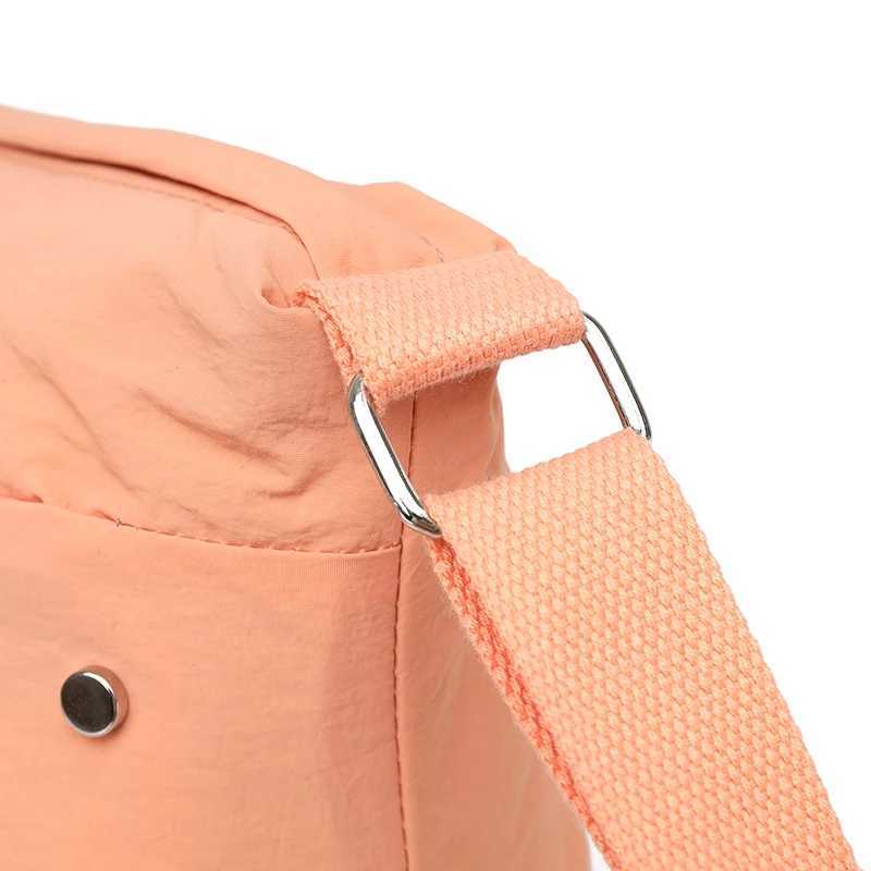 2025 Trendy Womens Nylon Crossbody Bag Lightweight Casual Shoulder Purse Ladies Tote Bag Fashion Handbag XJ250604
