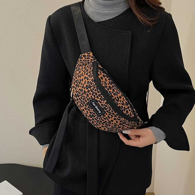 2024 New Leopard Print Waist Bag Fashion Fanny Pack Phone Purse Lady Simple Chest Bag Quality Nylon Woman Shoulder Crossbody Bag W250604
