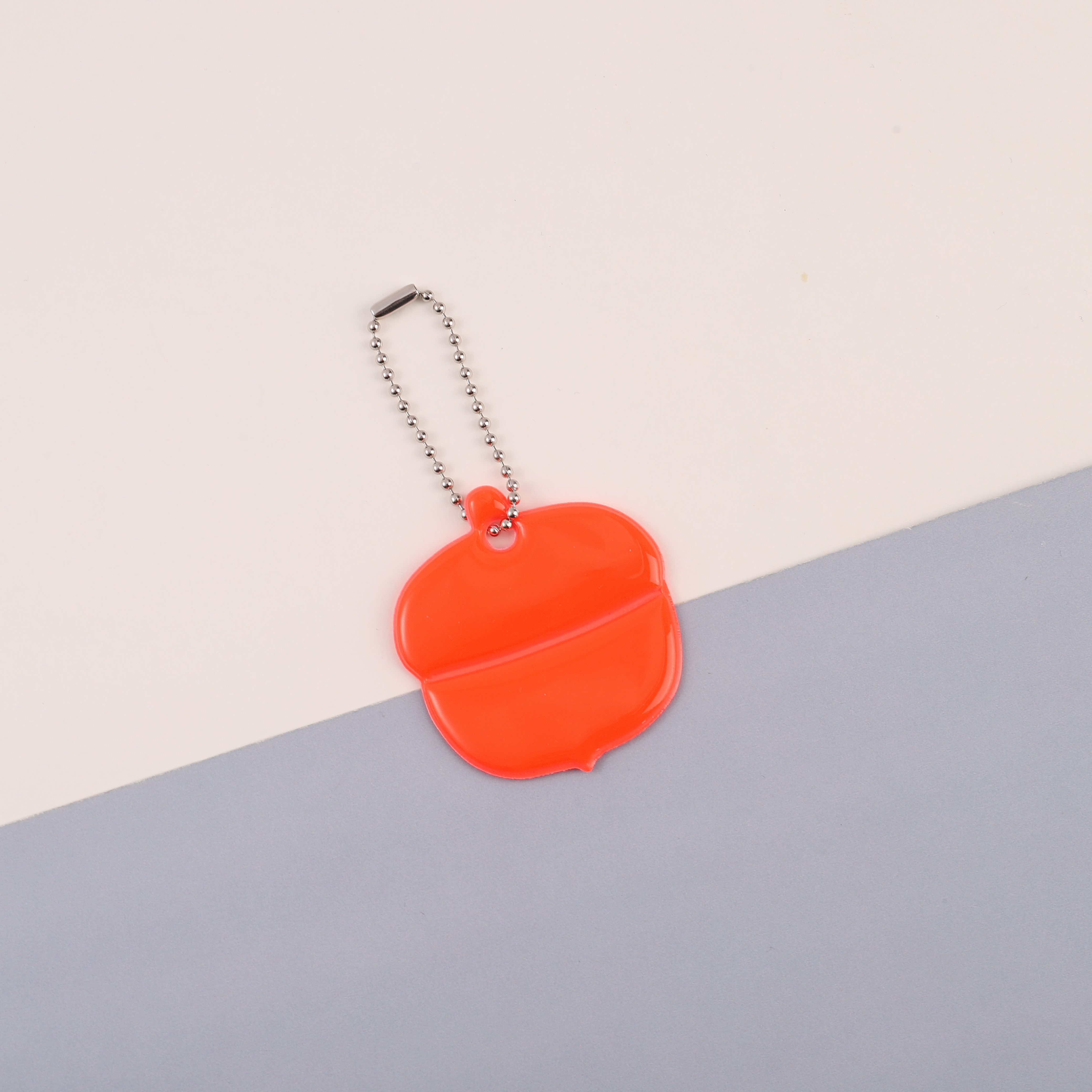 Pinecone Design Glow-in-the-Dark Back Pack Decorations with Improved Visibility During Evening Commutes