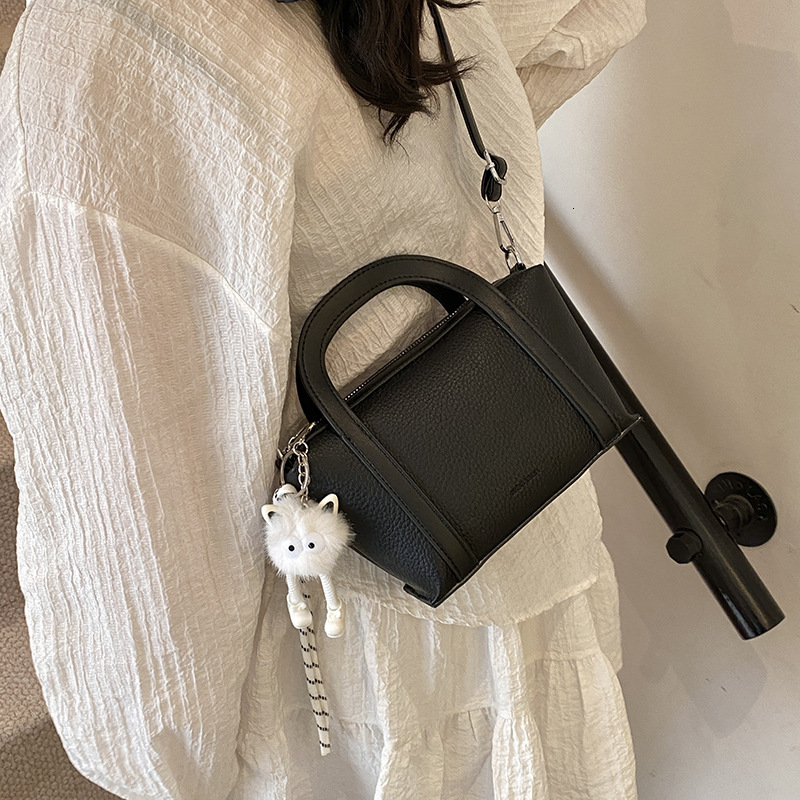 designer Lychee Pattern Fashion Handbag Women's Bag 2025 New High-Quality Texture Shoulder Bag Simple Crossbody Bucket Bag