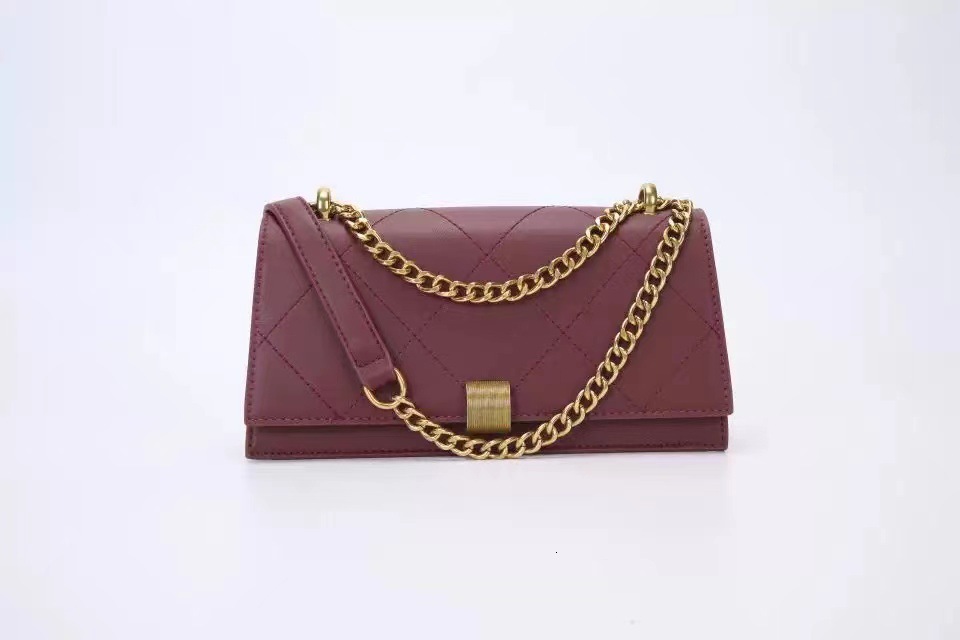 Women's fashion chain bag summer new item niche design shoulder and lower arm crossbody bag designer women's shoulder bag