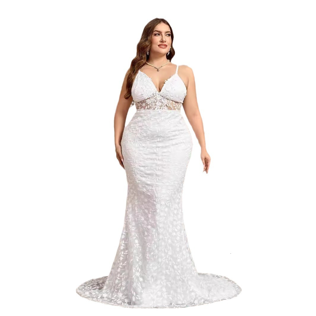 Womens plus size sexy trailing white suspender V-neck trailing wedding dress without chest cotton