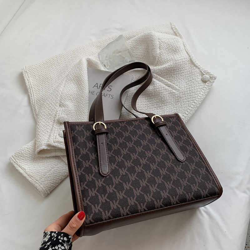 Top quality Brand High Quality New Style Tote Bag 2025 New Fashion Women's Handbag Large Capacity Commuter Bag Printed Shoulder Bag New Free Deli