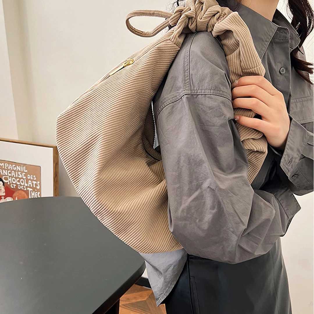 Corduroy Drawstring Cloud Bag Womens Large Capacity Dumpling Bag 2024 New Simple Casual Underarm Bag Handbag Shoulder Crossbody XJ250604