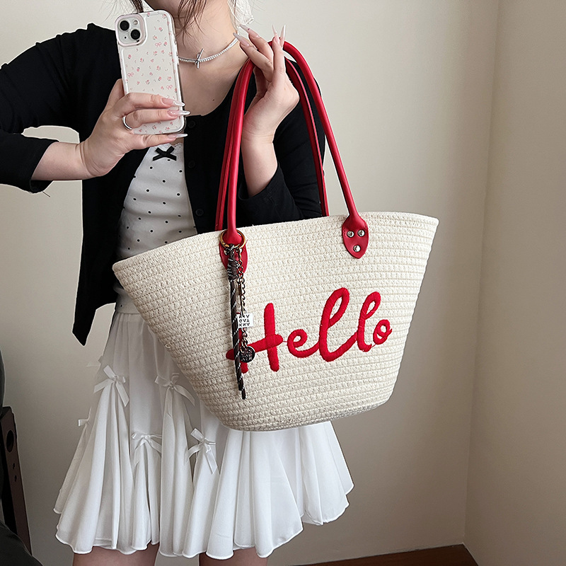 designer Summer Beach Vacation Travel Woven Bag for Women 2025 New Fashionable High-end Single Shoulder Handheld Tote Bag