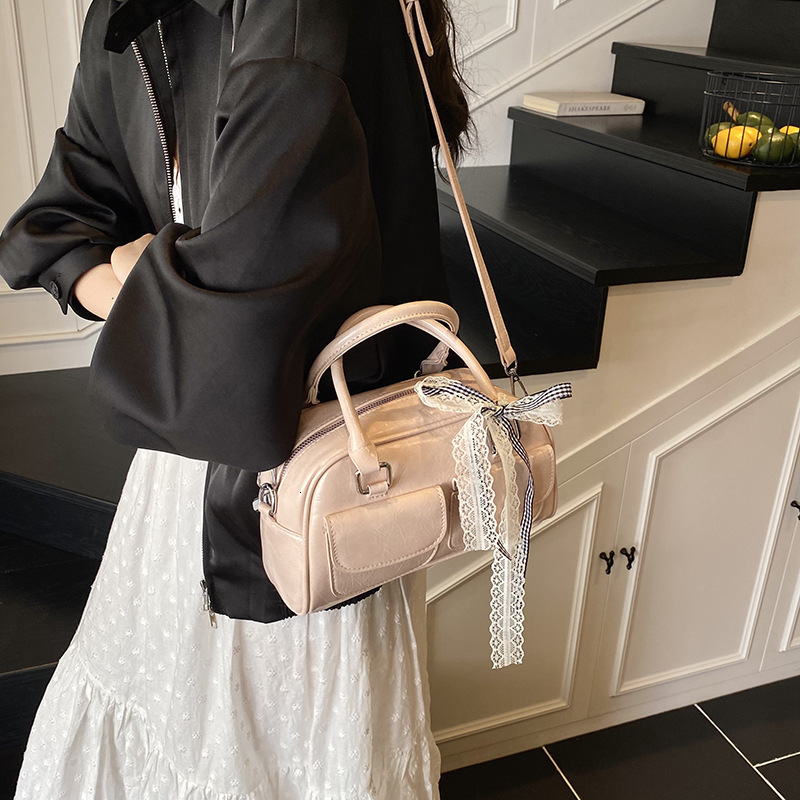 designer Casual Handheld Boston Bag for Women 2025 New Korean Version Simple Versatile Bowknot Single Shoulder Crossbody Bag