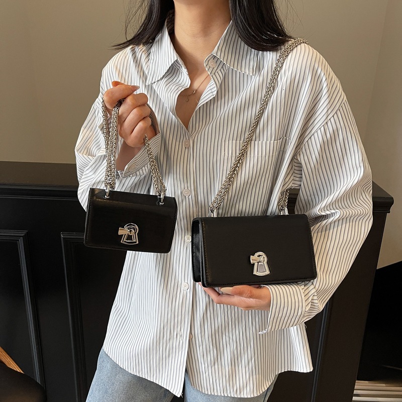 designer Texture Versatile Chain Bag for Women 2025 New Casual Fashion Single Shoulder Underarm Bag Trendy Crossbody Small Square Bag