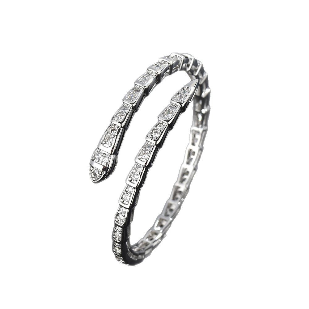 Exquisitely Crafted All - Over Diamond Snake Bone Bracelet for Women - European and American Style, Bold, Statement - Making, with High - End Aestheti