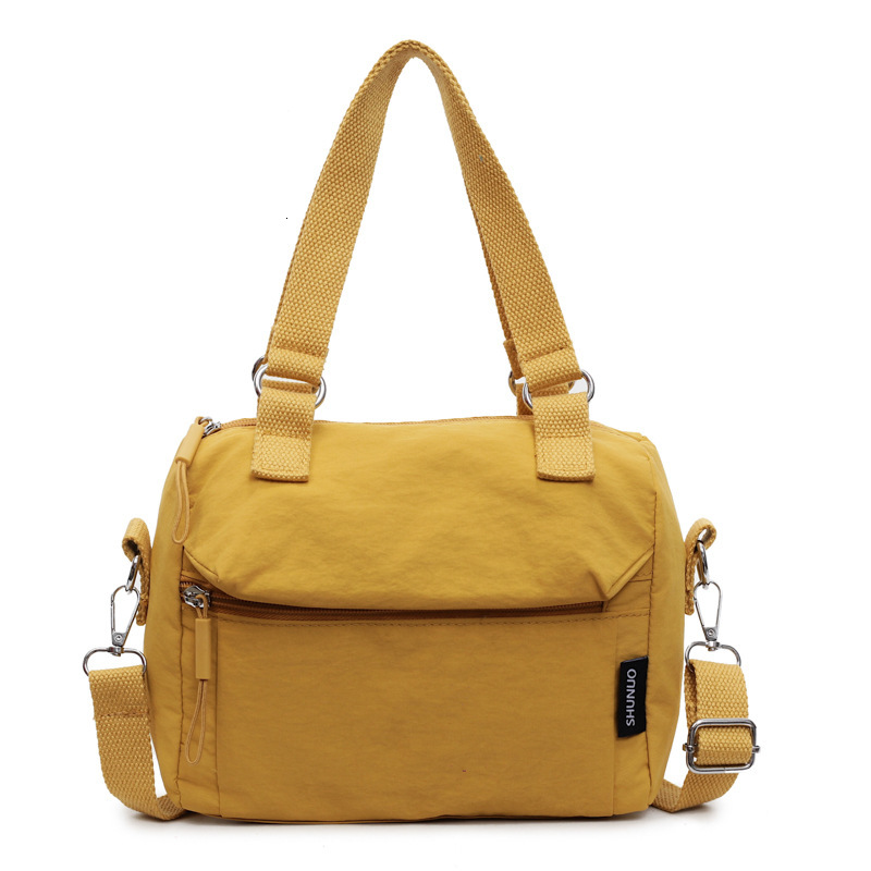 designer Fashion Versatile Handbag 2025 New Casual Travel Shoulder Crossbody Bag Lightweight Nylon Cloth Handbag for Women