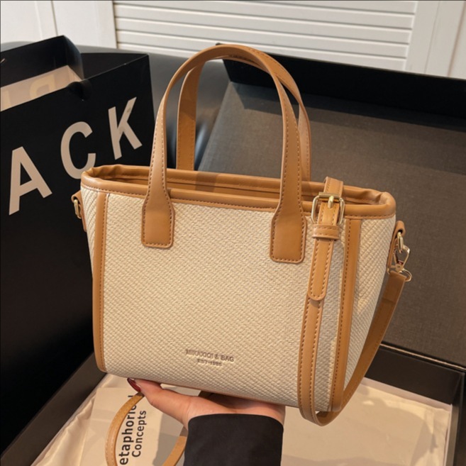 designer High-Quality Texture Large Capacity Tote Bag for Women 2025 New Trend Versatile Color-Block Shoulder Bag for Class and Commute Crossbody Bag