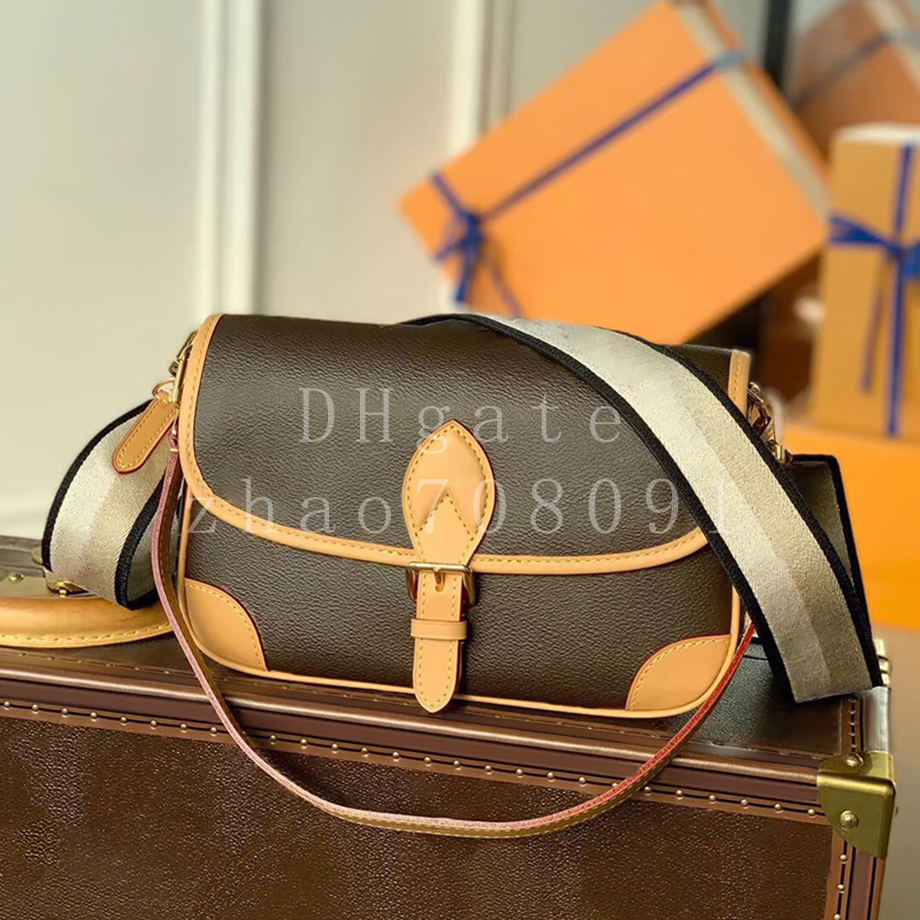 Designer Woman Shoulder Bag Diamond quality 24cm Genuine Leather Handbag Luxury Crossbody Bag With box L011A
