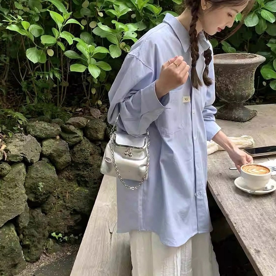 New summer silver super popular chain fashion women s crossbody bag niche design mini bag fashion designer fashionable women s shoulder bag