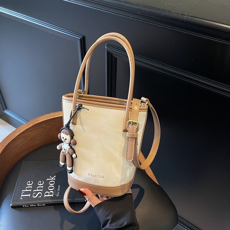 designer Trendy Fashion Handbag for Women 2025 New High-End Shoulder Bucket Bag Casual Crossbody Bag
