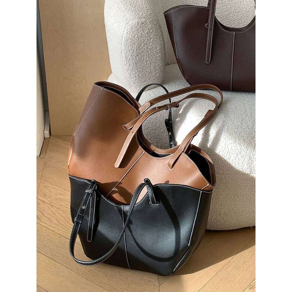 Women's Bags Designer Designer Large Capacity Women Handbag Single Shoulder Portable Shopping Leather Ladies Commuter Underarm Totes Bag