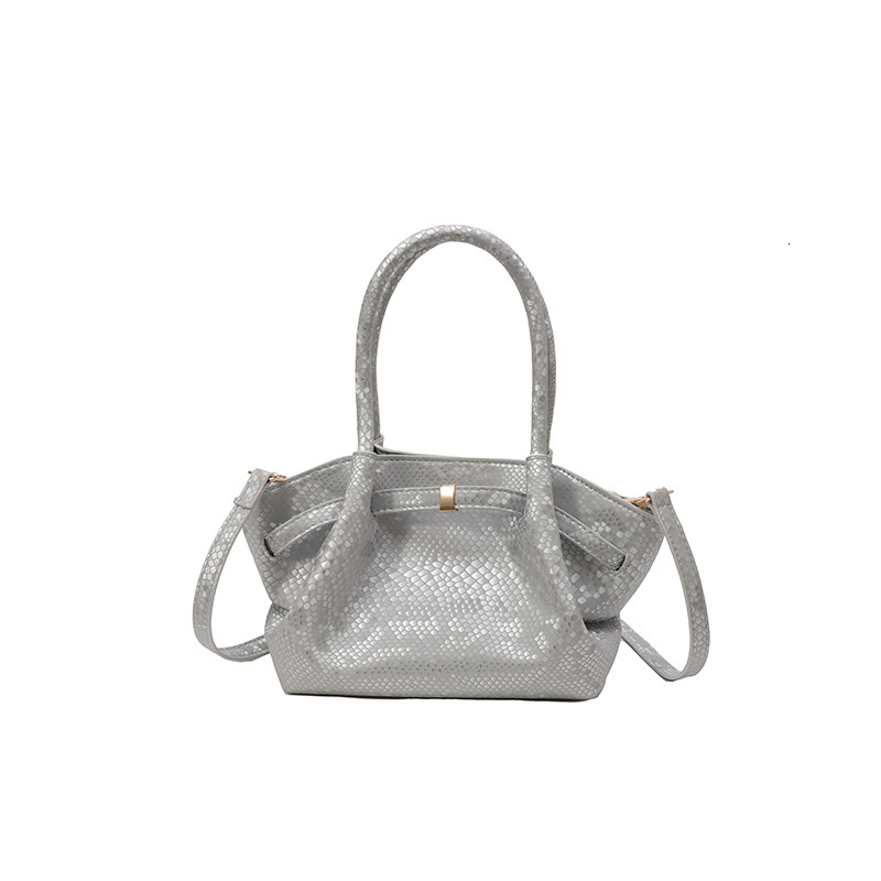 designer Handheld Wrinkled Fashion Bucket Bag for Women 2025 New Korean Style Simple Versatile Shoulder Bag for Work Commute Tote Bag