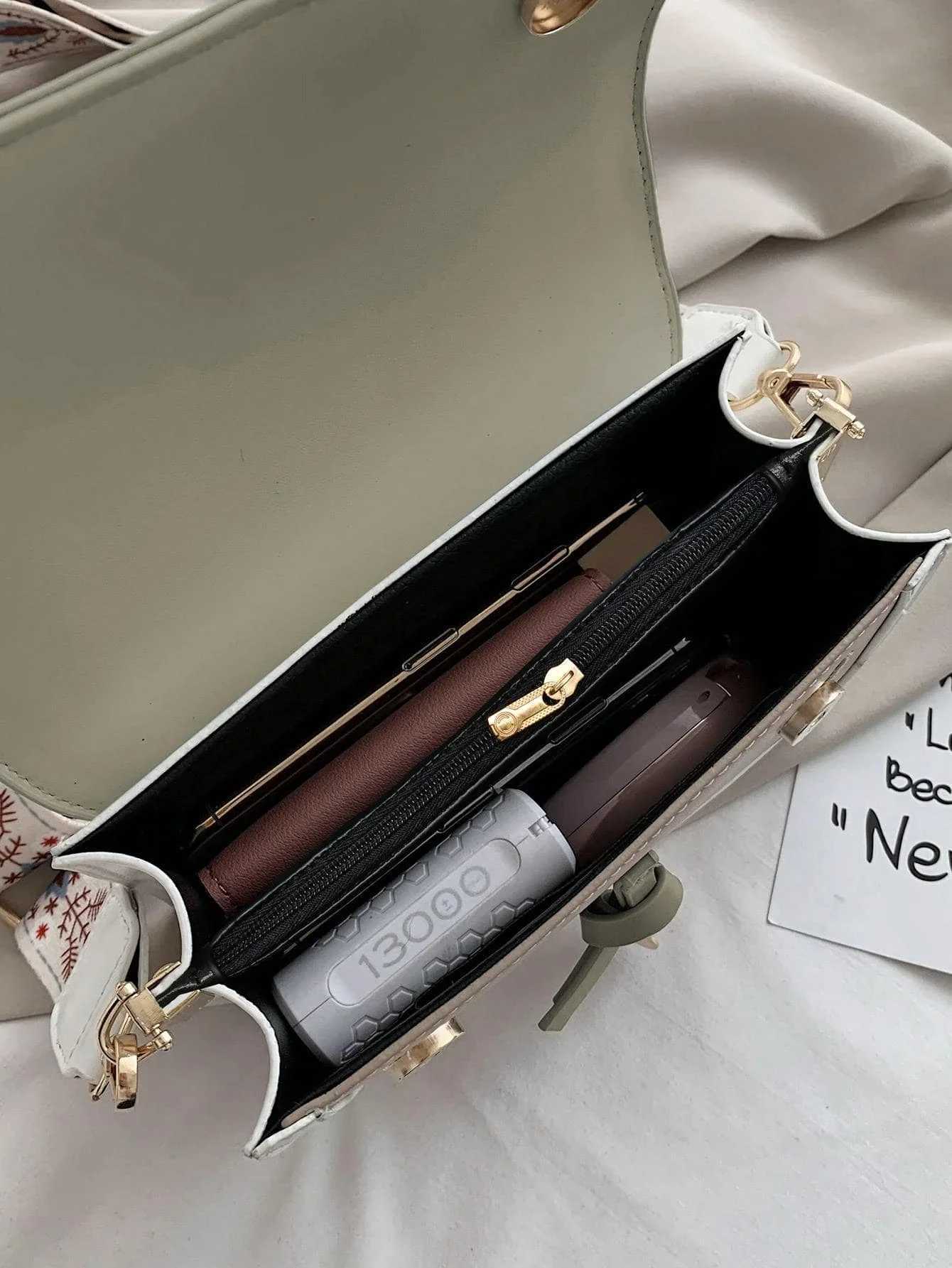 Fashionable Bag for Women Versatile New Crossbody Bag Casual Contrasting Color Small Square Bag with Wide Shoulder Strap XJ250604