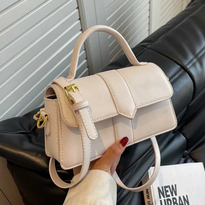2025 New Fashionable Shoulder Bag Versatile and High end Womens Crossbody Bag Commuter Crossbody Bag Texture Stylish HandheldXJ250604