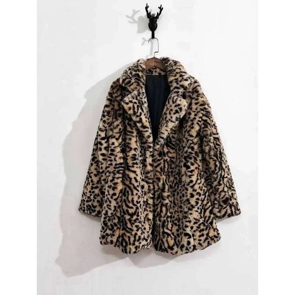 leopard Winter New Fashion Fluffy Fur Coat Women High Street lapel Collar FauxFur Jacket Female coats