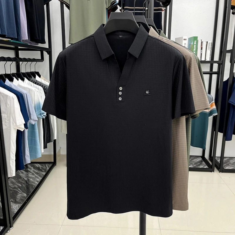 Personality plaid jacquard short sleeve polo shirt men trend embroidery unique button Vneck n fashion Tshirt 250604Z