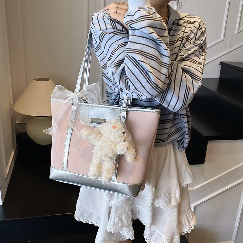 designer High-End Commuter Large Capacity Underarm Bag for Women 2025 New Fashion Versatile Color-Block Shoulder Handbag Tote Bag