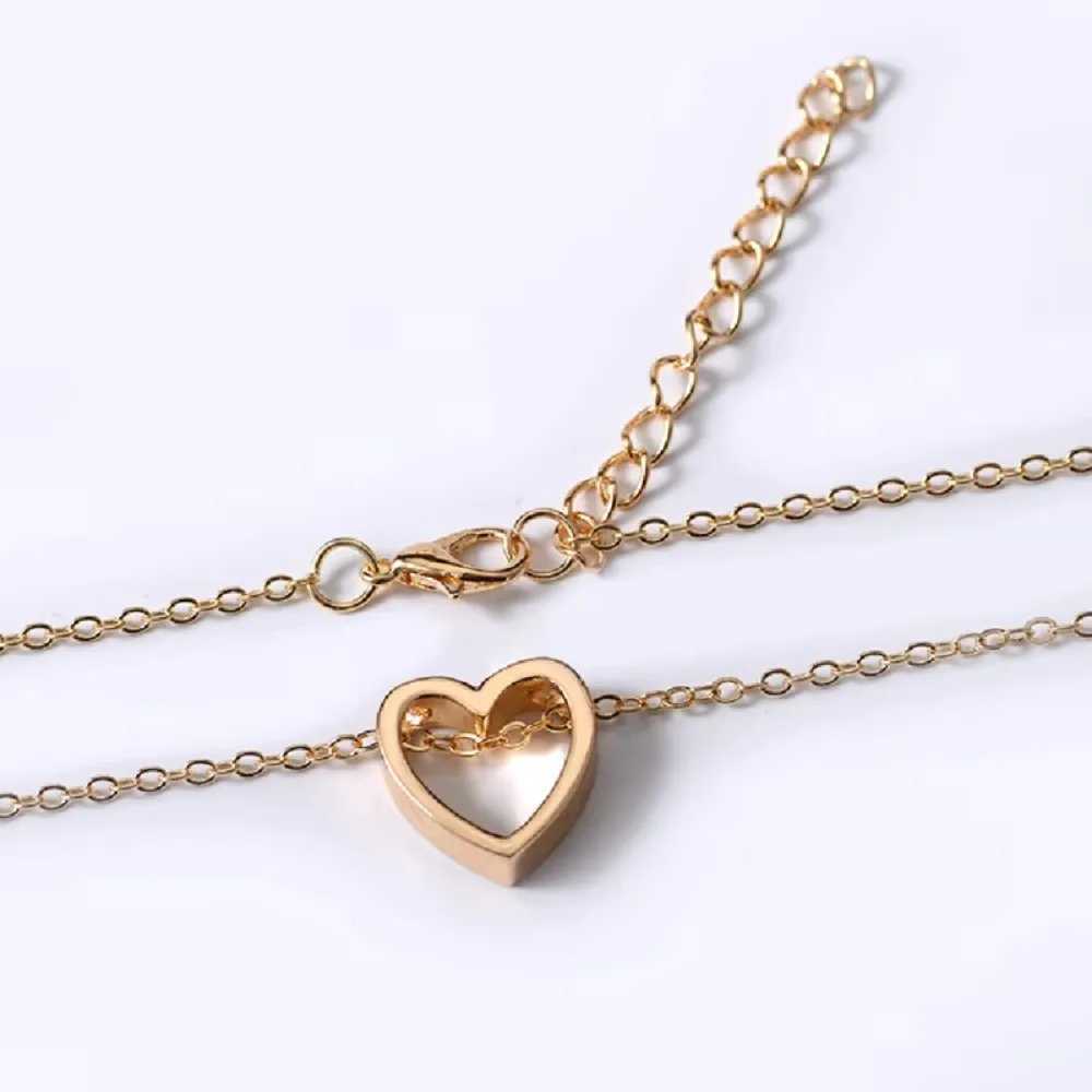 FSUNION Simple Womens Hollow Pendant Necklace Heart Design Black Gold Plated Fashion Jewelry Gifts Sliver Color Metallic Chain XJ250604
