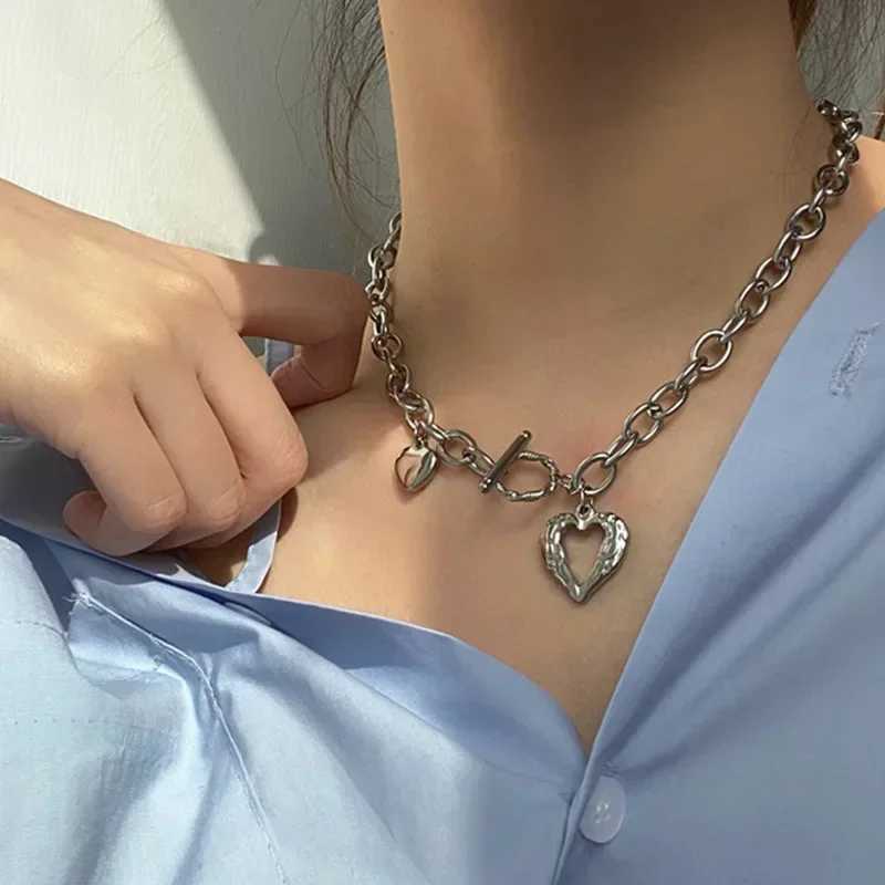 Accessories for Women Love Heart Buckle Necklace for Women Temperament Clavicle Chain Wedding Party Jewelry Gift Collares XJ250604