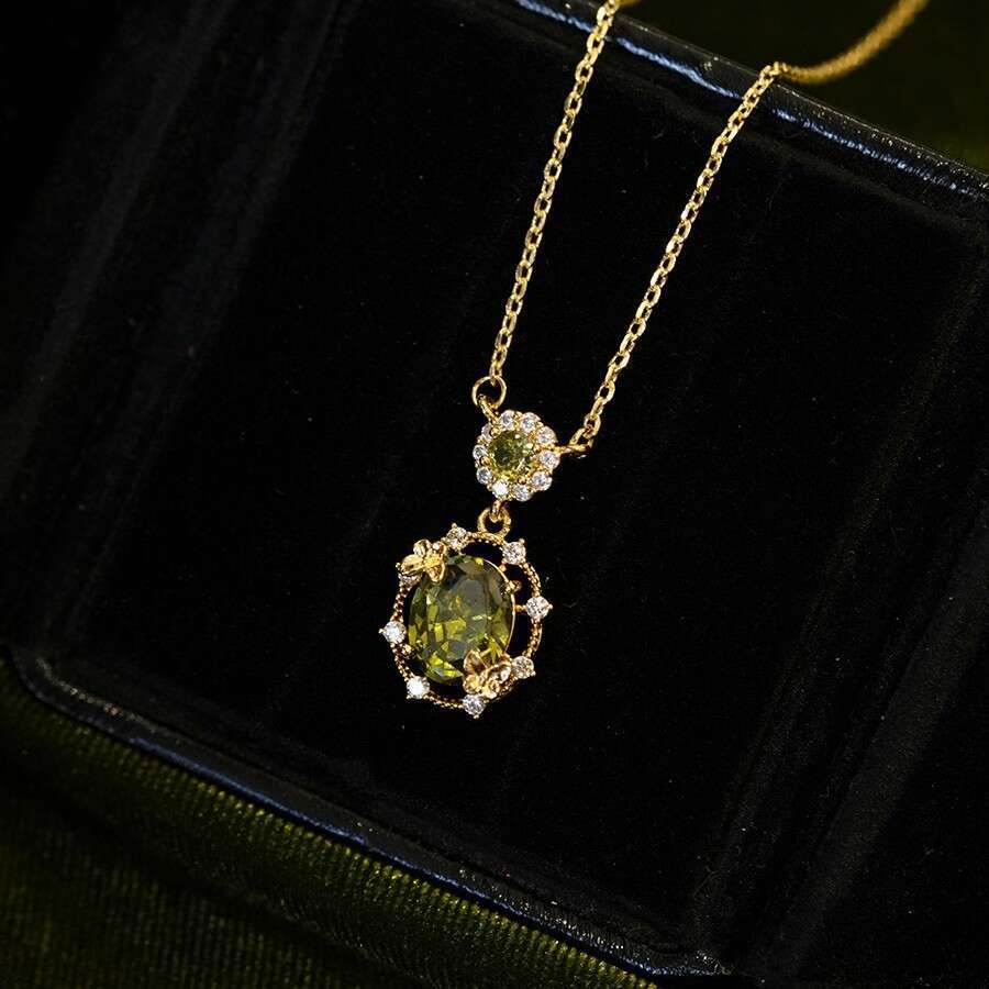 Luxury jewelry designer necklace Real Gold Plated Zircon Oval Pendant Elegant Simple Clavicle Chain Light High-end Sense Necklace